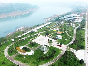 廣安市鄰水縣污水處理站，廣安市政協人資環委帶領鄰水縣政協與縣住建局相關負責人，到鄰水縣各鄉鎮專項督導污水處理廠（站）建設與運行情況