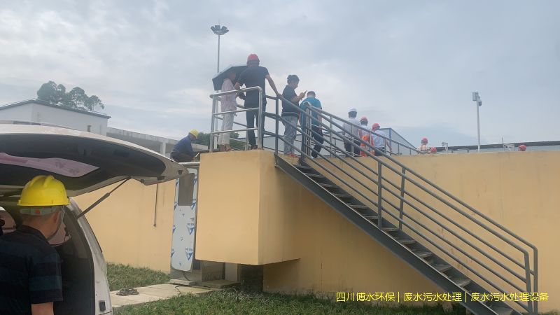 阿壩州環(huán)保污水處理機器廠家
